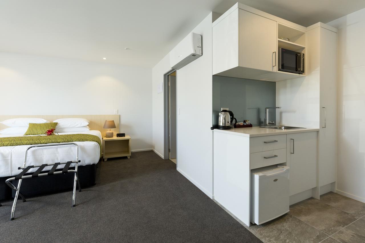 2 On Whiteleigh And 239 On Lincoln Motel Christchurch Eksteriør billede Studio apartment with kitchenette