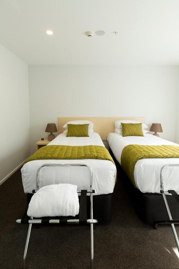 2 On Whiteleigh And 239 On Lincoln Motel Christchurch Værelse billede A typical room at the hotel